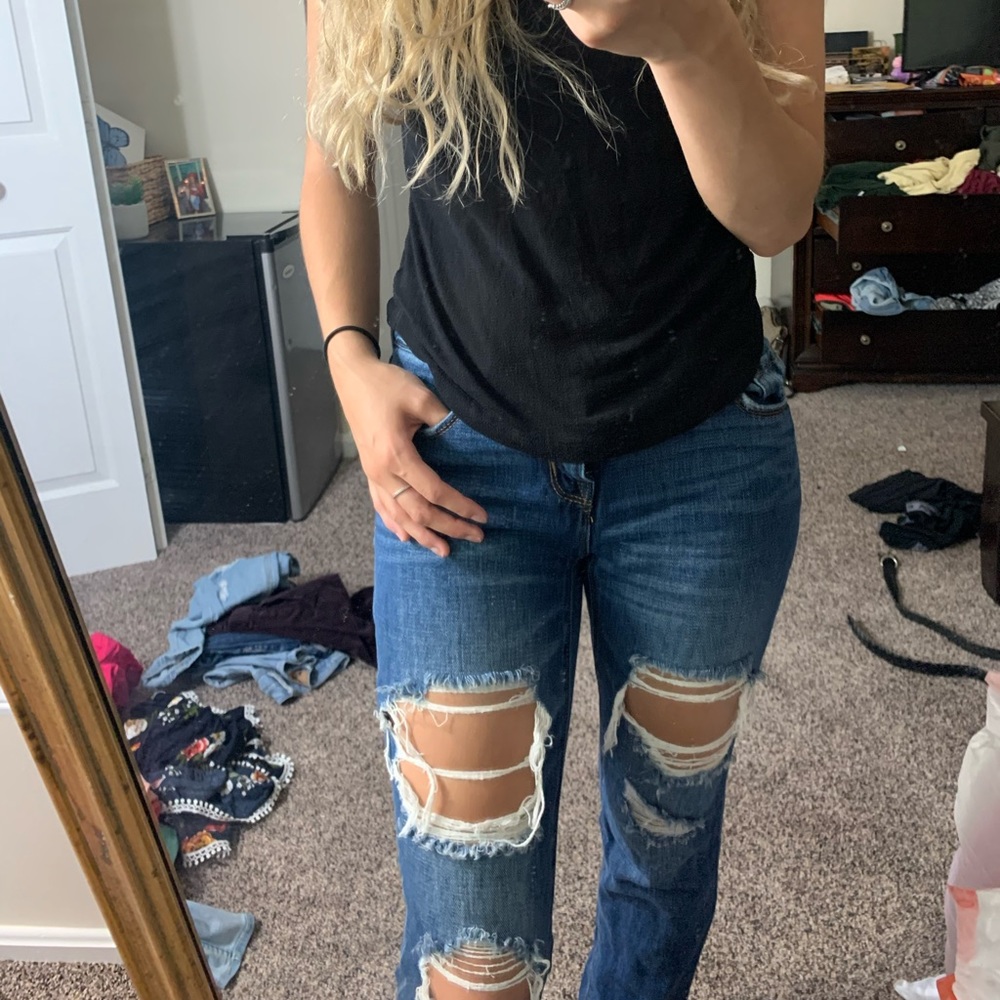 Ripped Boyfriend Jeans
